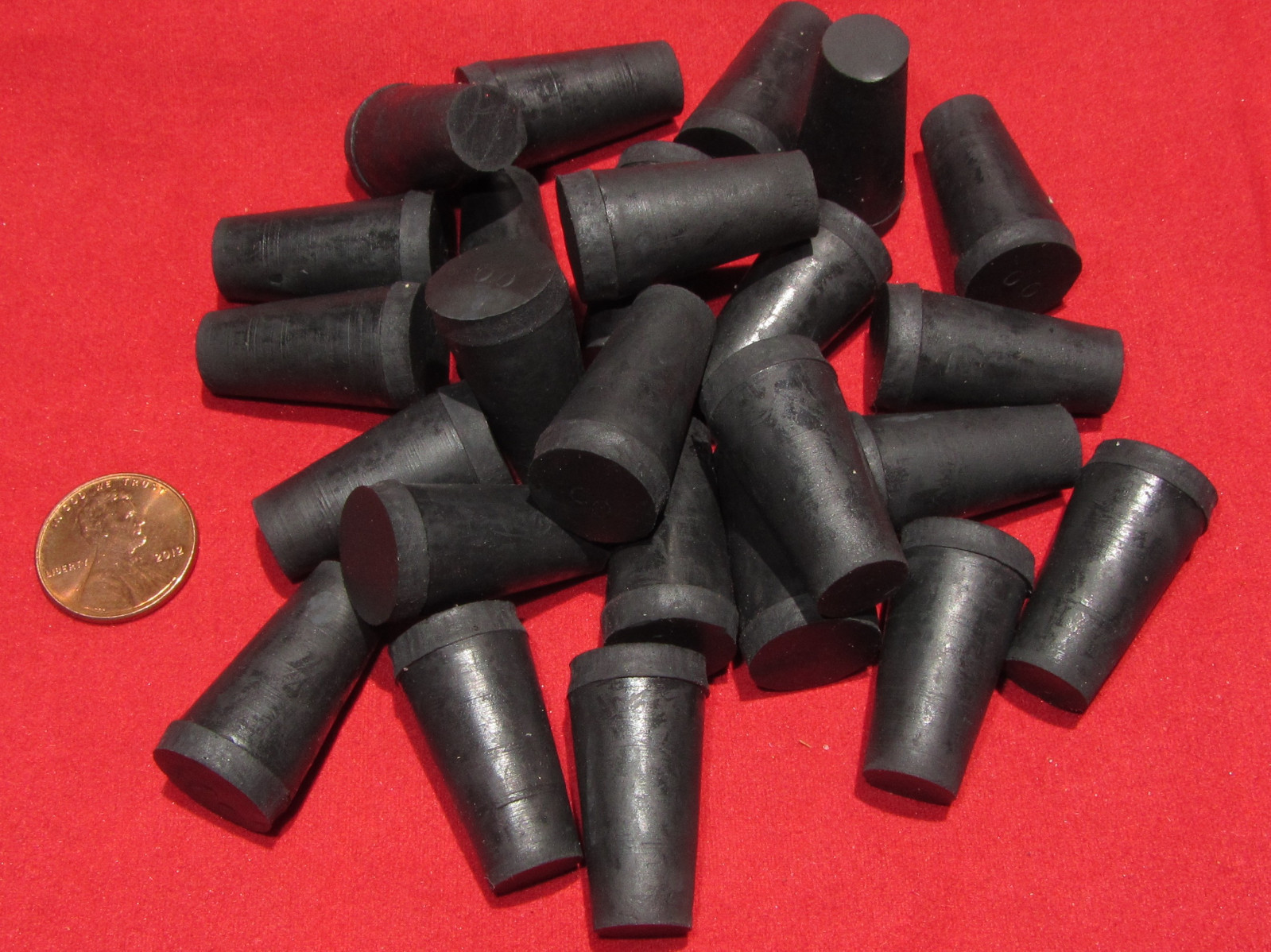 25 pcs – #00 Tapered Rubber Stopper – 3/8″ to 9/16″ Solid, Vial, Test Tube, Cork