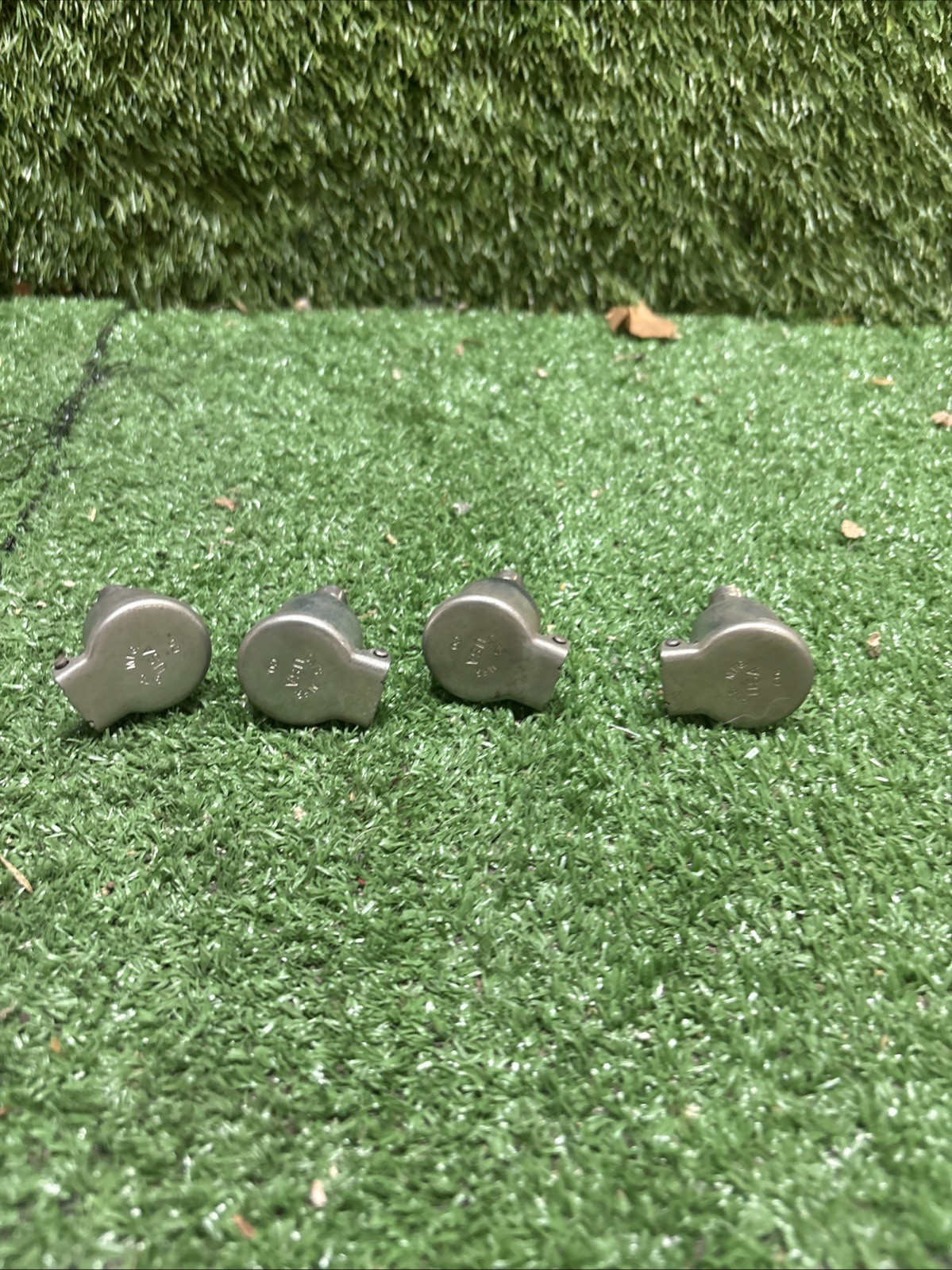 GITS Brothers 1 inch outside diameter Flip Top Cup Oiler [Lot of 4] NOS