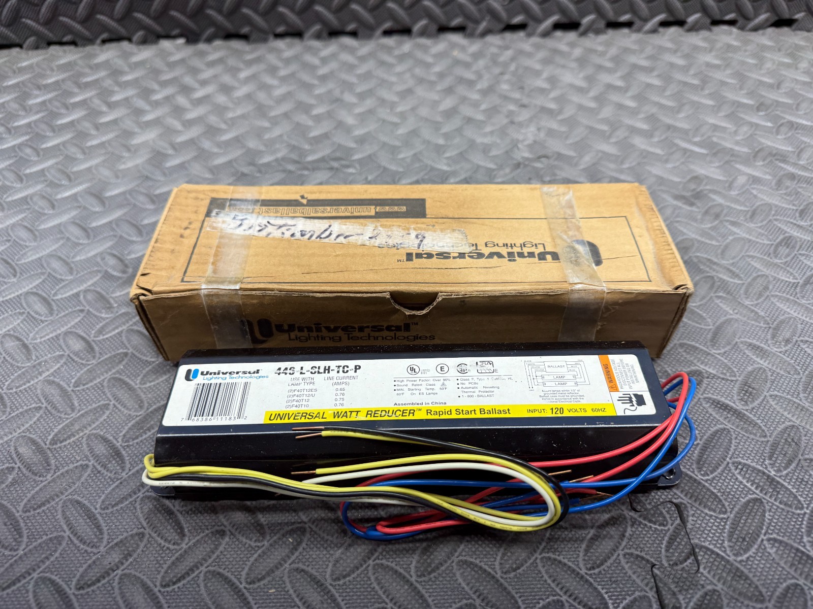 Universal 446LSLHTCP000I 120V Watt Reducer Rapid Start Lighting Ballast