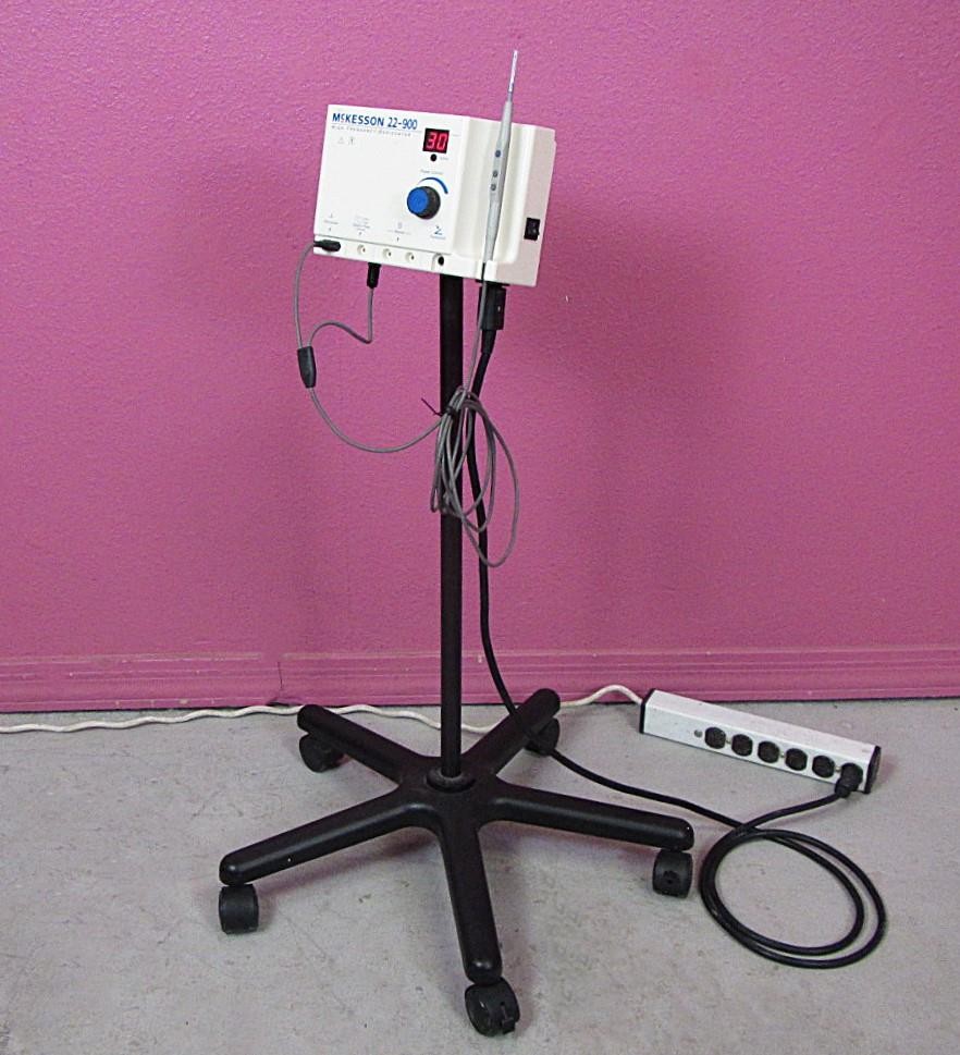 Mckesson 22-900 Hyfrecator High Frequency Desiccator ESU Generator & Handpiece