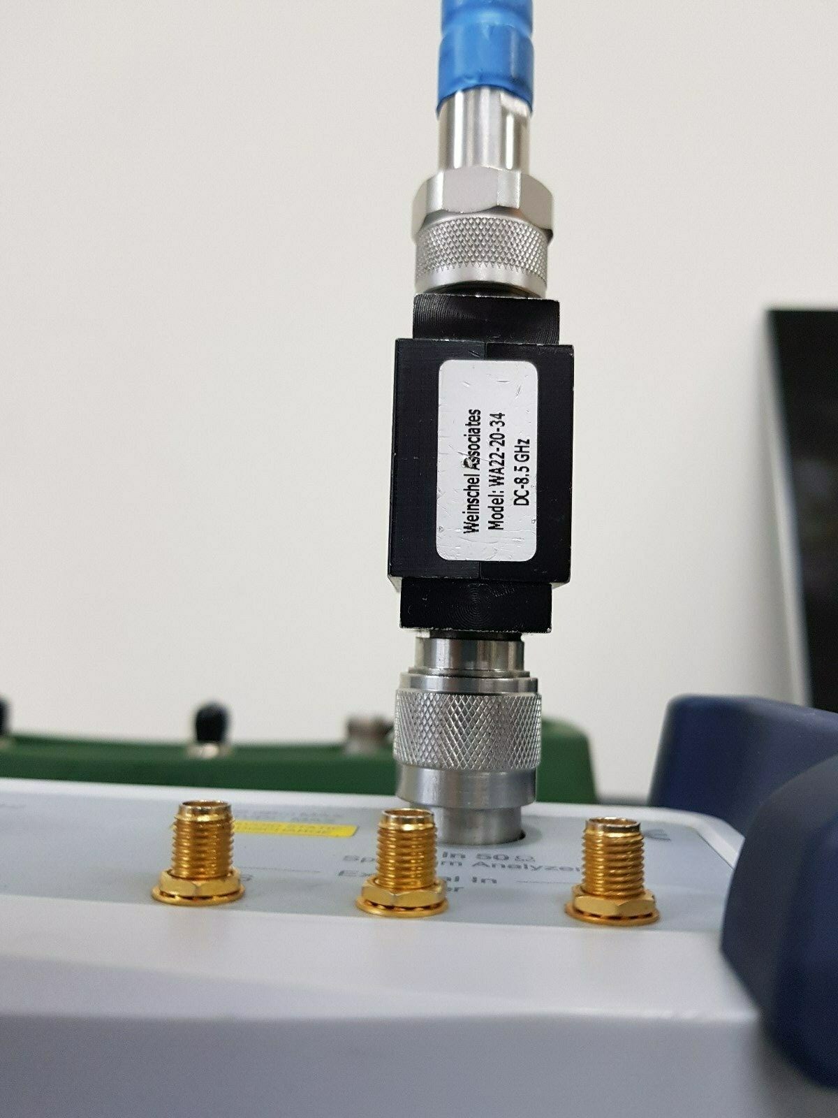 Weinschel Associates / WA22-20-34 DC-8.5GHz 25w 20dB Fixed Coexial Attenuator
