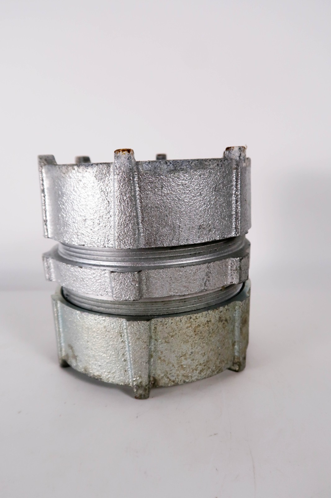 Eaton Crouse-Hinds CPR28 3″ Rigid IMC Conduit Compression Coupling Steel
