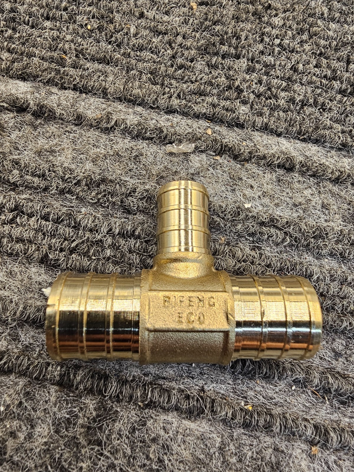 (QTY 8) RIFENG F1807PW-G 0.6″ x 0.6″ x 0.4″ PEX REDUCING TEE BRASS CRIMP FITTING