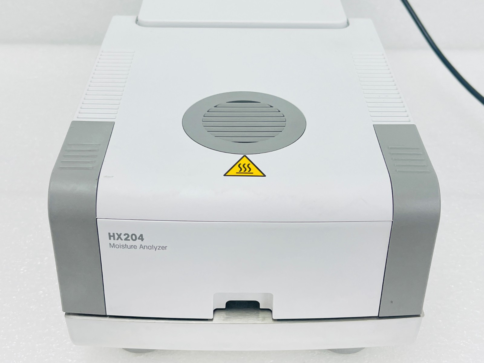 USED – Mettler Toledo HX204 Moisture Analyzer With Power Cord – 30 Days Warranty