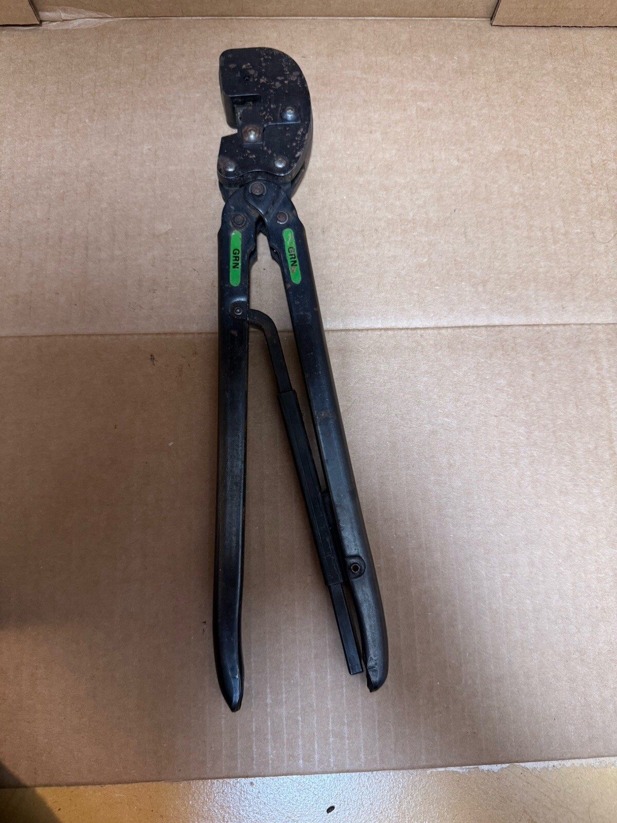 Unknown AMP Hand Crimping Tool MOD D Aircraft USA Green AS IS READ ? (69335) ?