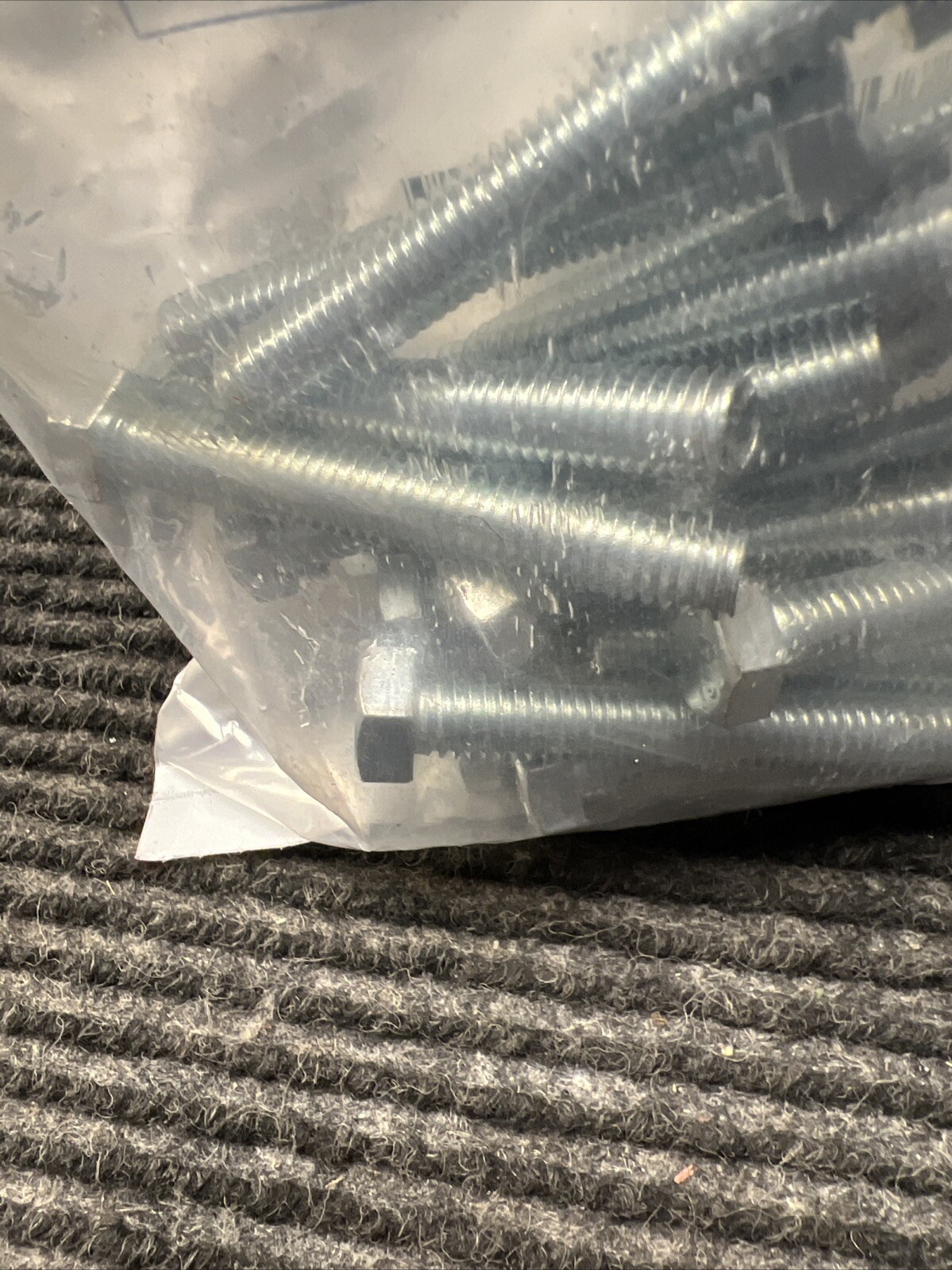 25x FASTENAL 3/8″-16 x 2-1/2″ Zinc Plated Steel Full Thread Hex Head Tap Bolts