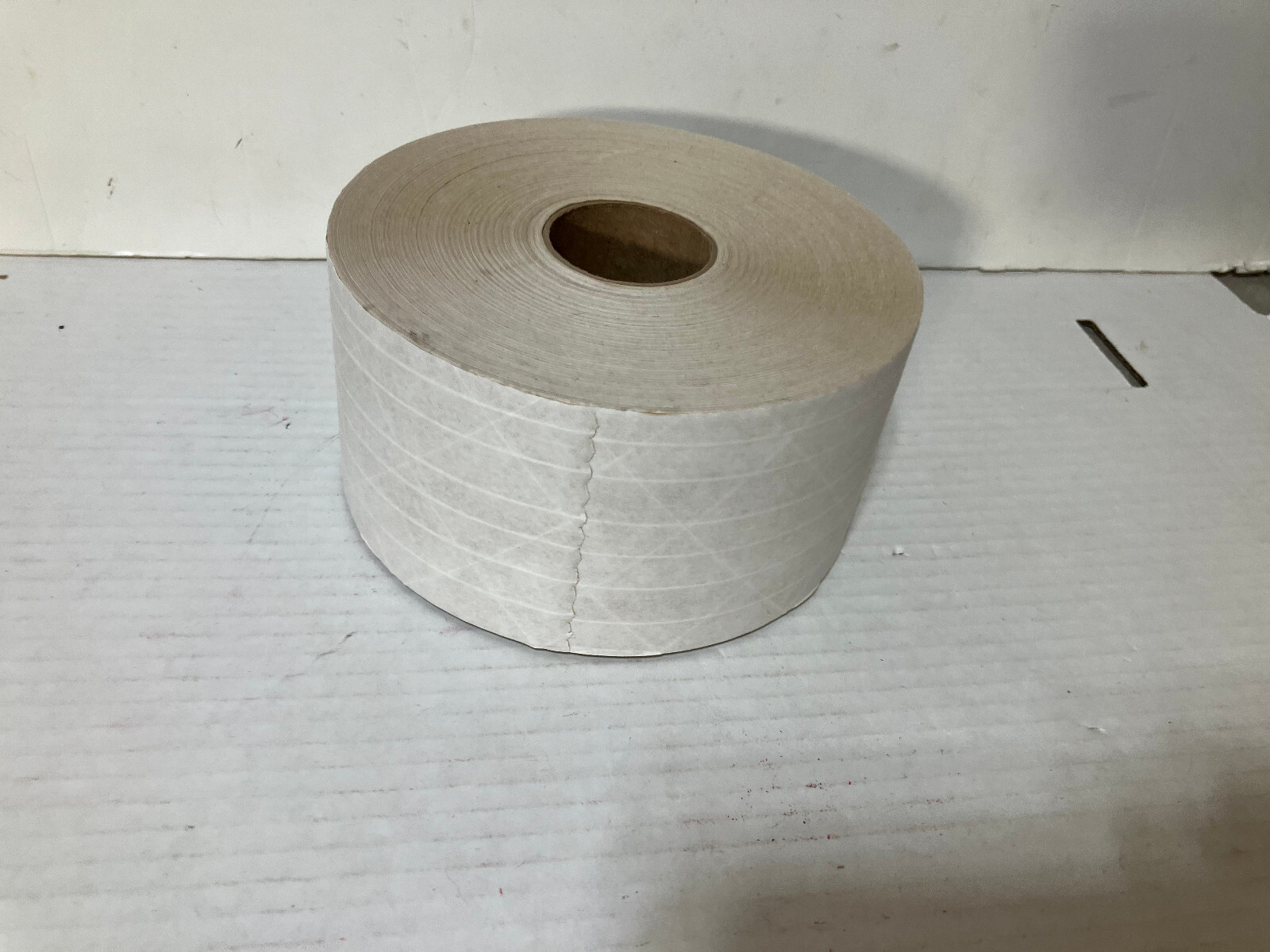 U-LINE 2 Rolls S-2338 Economy Reinforced Kraft Shipping Tape 3″ x 375′