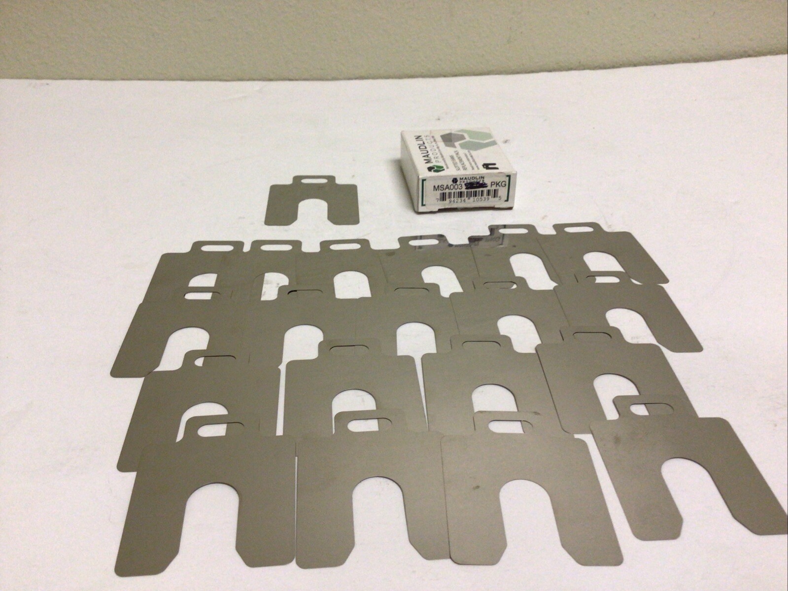 NEW, (LOT OF 20) MAUDLIN PRODUCTS MSA003 A-2 X 2″ X 0.004″,20 PACK SLOTTED SHIM