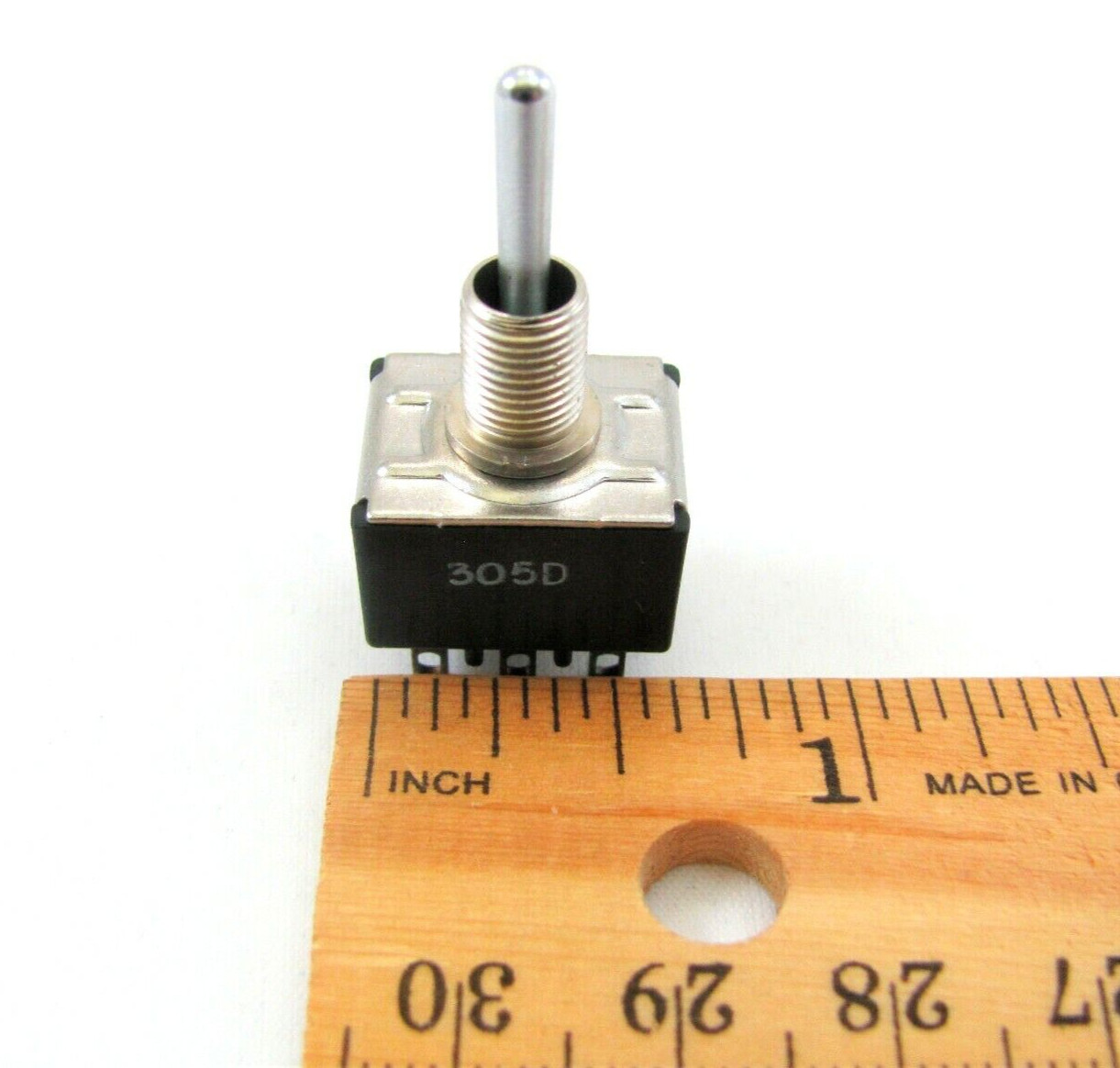 (25x) 3PDT On-None-On 5A 120VAC / 28VDC – 2A – 250VAC Toggle Switch – Solder